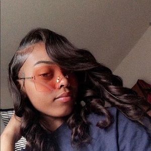 Meet your Posher, Kay